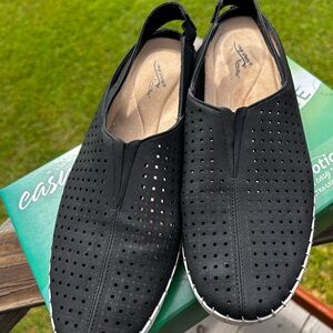 Easy Street Comfort Wave Women’s Shoes Size 11M Blue Slip On So Fresh Fashion